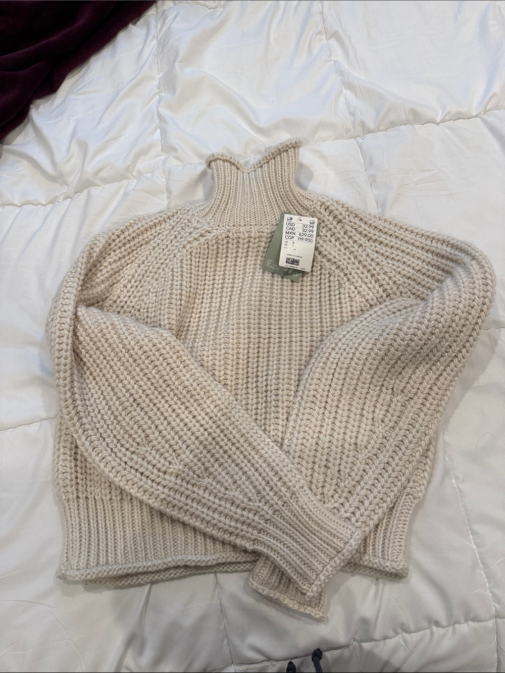 H&M Cream Chunky Ribbed Turtleneck Sweater